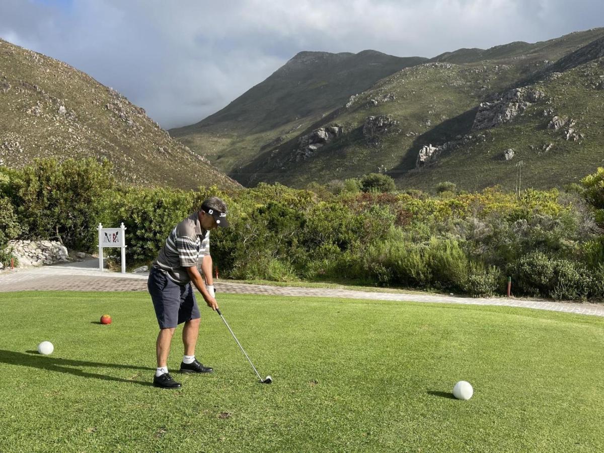 Footprints In Kleinmond Hotel ภายนอก รูปภาพ