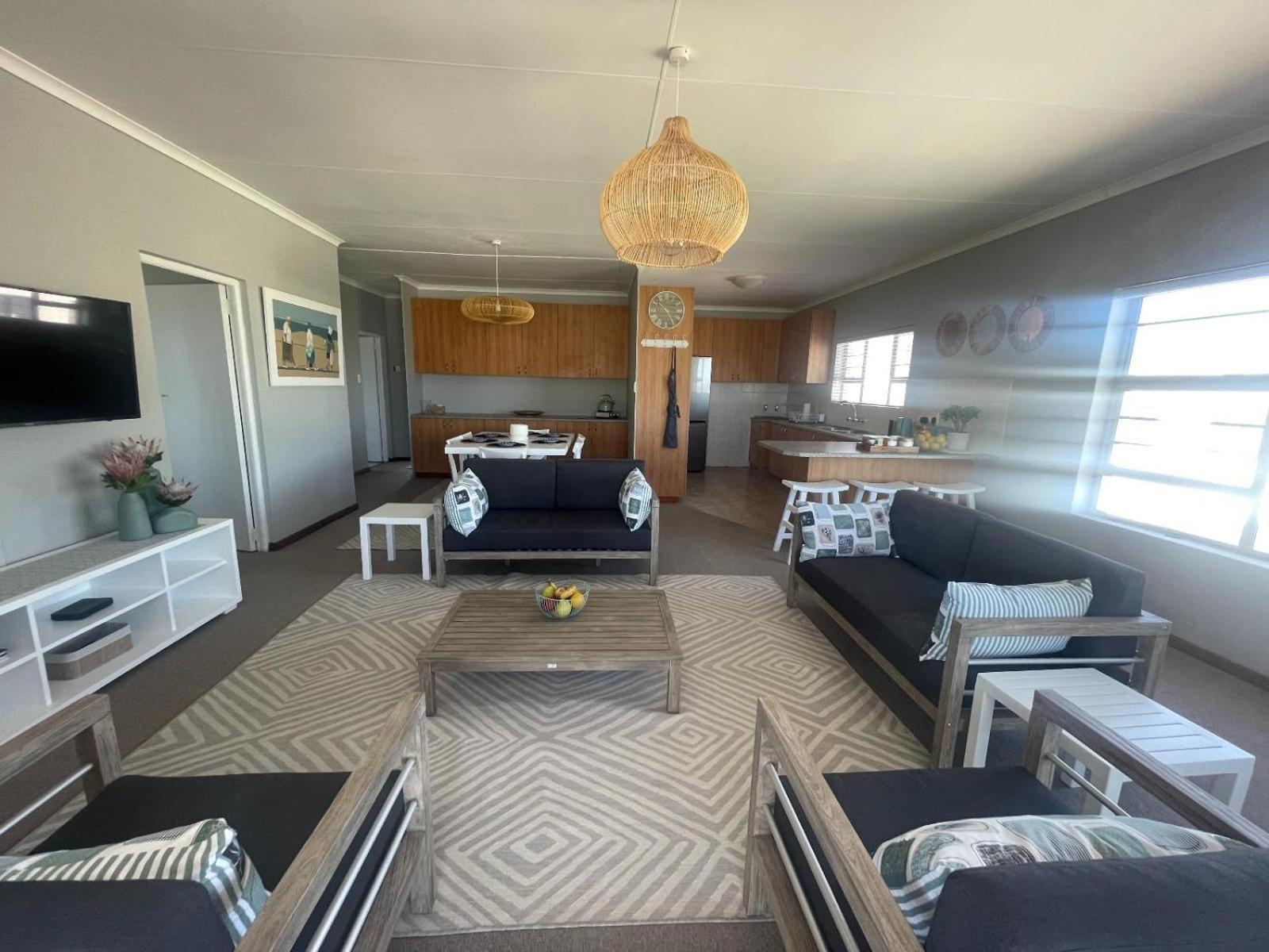 Footprints In Kleinmond Hotel ภายนอก รูปภาพ